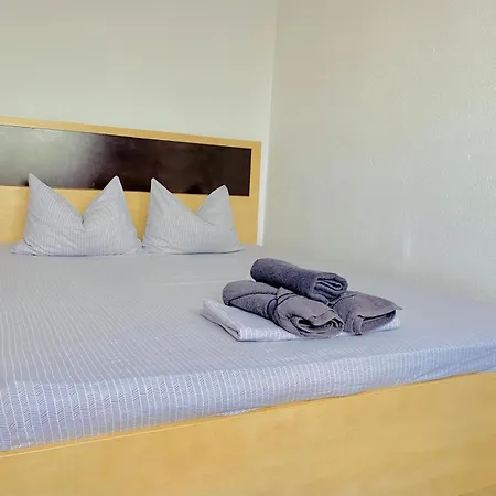 Rahova Family Apartment *